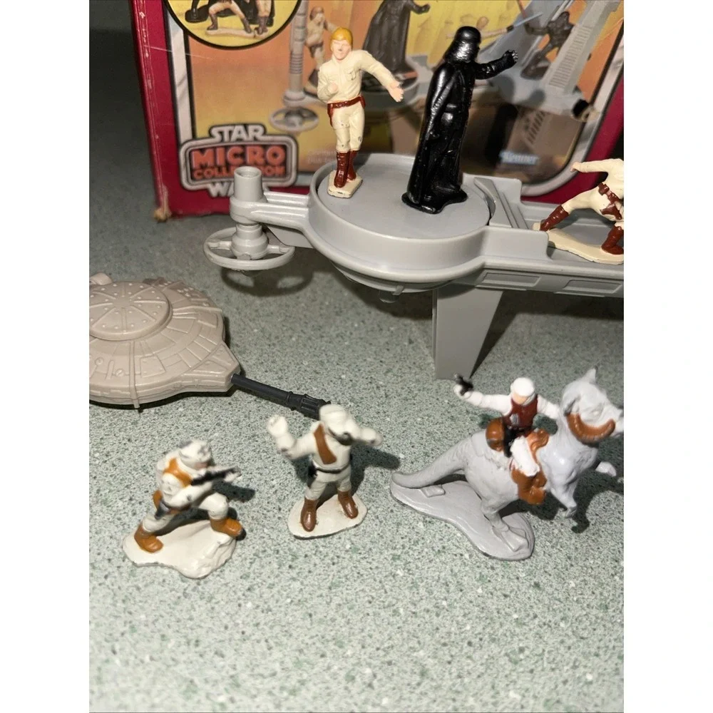 1982 Kenner Star Wars Micro Collection Bespin Gantry Action Extra Figurines